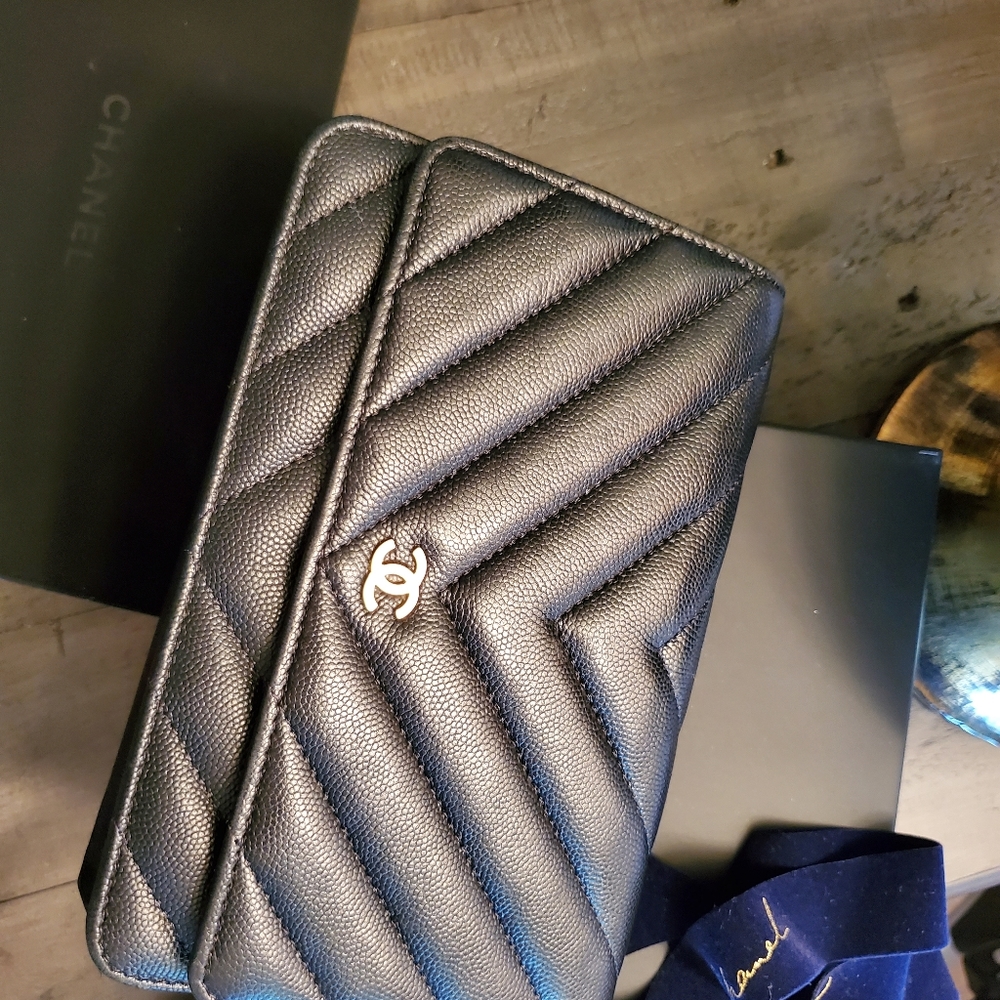 Chanel Chevron grained leather WOC
